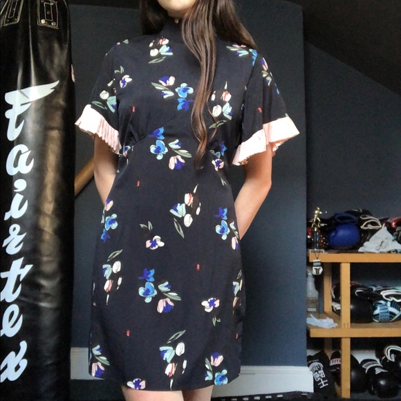 NWT Pleat Don’t Grow Floral Dress—Nasty Gal - Picture 2 of 6